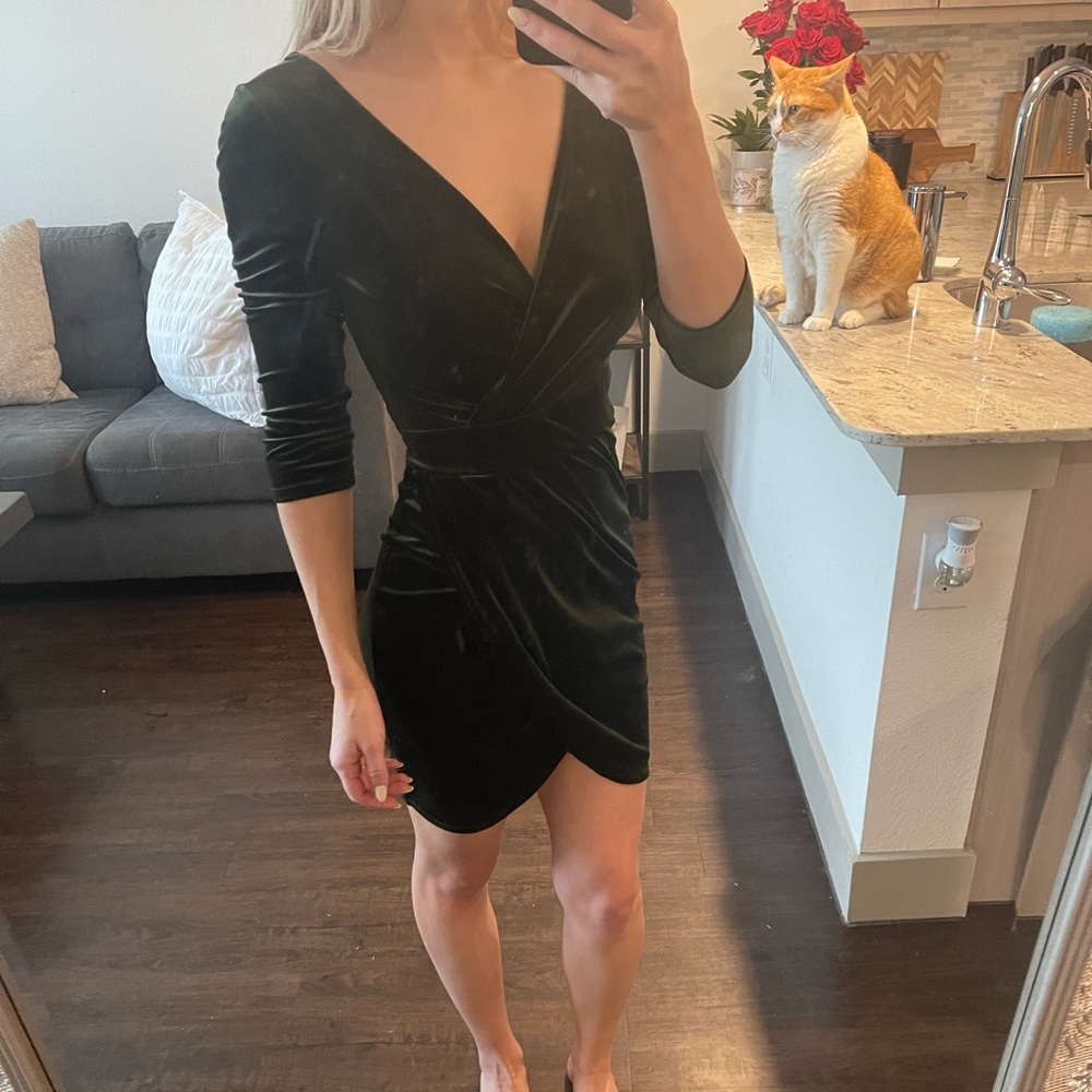 Velvet olive-forest green bodycon dress